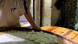参加过阅兵的饼，招式一样口诀却不一样，老板来一盘尝尝味道！