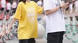 和男女朋友一个月没见面了，见面后第一件事你会做什么？