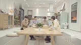 别人都是举酒庆祝，明星们却是举奶庆祝