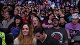 WWE-15年-SD第818期：金斯顿空中回旋踢爆塞萨罗-花絮