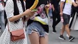 街拍一看小姐姐们就是见过大场面的人!
