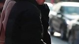男人是不是对自己喜欢的女生都这么顺从，穿搭街拍