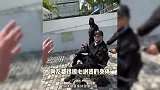 88岁谢贤坐轮椅游花园，气场依旧瘦一大圈，俩保姆全程陪伴在旁