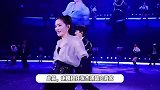 谢娜做瑜伽挑战高难度动作，空中倒立核心力量惊人，身材不输模特