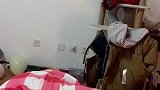 猫：你用那么大劲干嘛啊，都把我摔疼了呢！