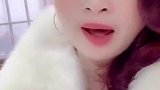 孤独夜里，你愿意到飘雪直播间听听歌吗？