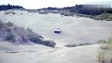 看谁最牛！实拍汽车90度爬坡比赛