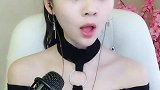 女歌手唱首《杯中酒情人旧》，听一遍就爱上了，太好听