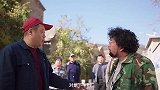 相亲对象太好看，男子跑到人家床底下睡觉！