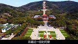 执迷不悟，“佛媛”穿吊带裙去寺庙焚香拜佛，一把扯下佛媛遮羞布