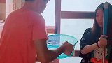 小伙子忽悠美女，让美女很生气