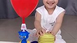 郡郡笑出眼泪了