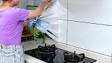 厨房油污难清理，不如试试这个贴纸，好看又实用好物厨房