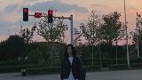 他只是非常短暂的爱了我一下