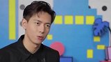 李现晒与女排合影，有谁注意到他手的位置？细节见人品
