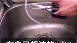 生活不易，水龙头都出来卖艺