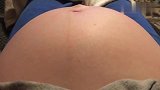 实录孕30周双胞胎宝宝的强烈胎动，真担心他俩以后会有多动症！