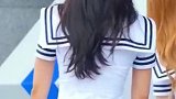身材这么好的小姐姐了解一下，水手服也很好看