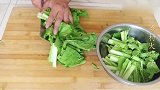 这样做的小白菜最好吃，上桌瞬间就吃光，营养美味又简单，太香了