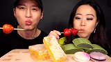 韩国微笑姐露脸了，和老公同框有夫妻相，听这馋人咀嚼声莫名的爽