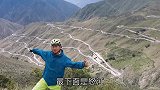 怒江大峡谷山高水深，有落石和塌方危险，在这里骑行一路提心吊胆