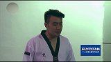 胖小伙和美女比拼跆拳道，下一秒太丢人了