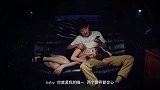 女孩过生日聚会，男友却在外面乱来！