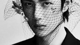 王一博 登《嘉人》6月刊封面！惊艳面纱、真空西服展现双面酷盖