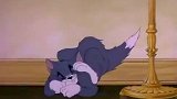 猫和老鼠：汤姆这是看到了什么，给吓成这样，真是个小可怜
