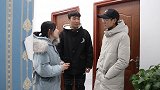 美妆剧：表弟带女朋友，故意上门嘲笑邋遢表哥，表哥化完妆帅呆了
