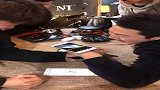 这种结账方式，不伤和气也很体面，可以学起来哦