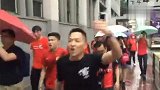 亚冠-17赛季-恒大球迷气势威武 助威歌曲唱响香港街头-新闻