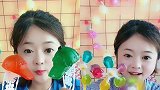 美女直播吃果冻帽子、风车糖,各种口味任意选,是我向往的生活！