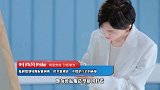 陆柯燃羽绒服配破洞裤，初冬新潮流，不愧是行走的画报
