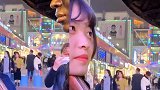 恋爱的感觉！美女小姐姐们戏精附体对视铜人，看的我都心动了！