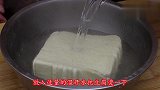 用豆腐做丸子汤，真的没想到它这么好喝，食材简单美味，太好吃了