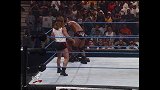 WWE-18年-经典回顾：第1期SD HHH VS巨石 HBK客串裁判-单场