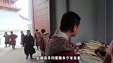 一线明星平均要跑多少年龙套才能火，吴京年，星爷年
