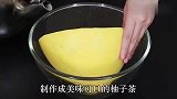 吃不完的柚子，教你做“蜂蜜柚子茶”，酸甜可口，皮肤越喝越好