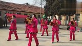 最新广场舞视频大全-20190413-在农村, 你们看过这种舞蹈吗, 一看就像大妈舞!