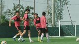 上港两国脚归队即刻投入合练 人员齐整备战超级杯
