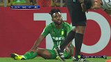 争议！全北门将禁区推倒巴坎布 裁判未判罚点球