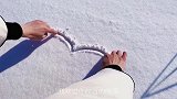 冬季限定快乐，雪地里的完整爱心，好想试试