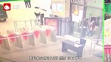 跳江失联10天后，妈妈和7岁女儿遗体找到，心痛：母女紧绑一起