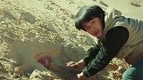 众人挖到100年前崭新的潜艇，前方高能