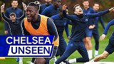 切尔西训练场欢乐多！吉鲁抢圈故意“使坏” 芒特宝宝心里苦