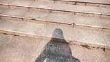 老师上课迟到一路狂奔，上学的时候你就喜欢迟到