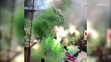 德甲-1718赛季-白烟火+绿喷雾 疯狂不莱梅挑衅魔鬼主场-专题