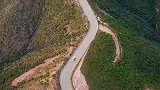 通往希望的盘山路，厉害了中国好司机！