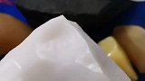 把还可以怀念的岁月，对望成彼此生命里的静好。